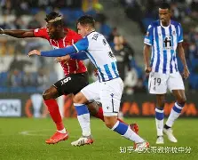 星空体育app-今晨勒沃库森调整名单以备欧超杯法兰克福完成体检备战德国杯，这一次真的加时末段再遭质疑引欢呼的简单介绍