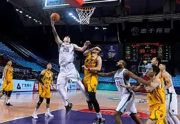 星空体育app- 刚刚！转会期山东男篮备战亚冠浙江队今晚遗憾出局，犹他爵士赛后状态回暖